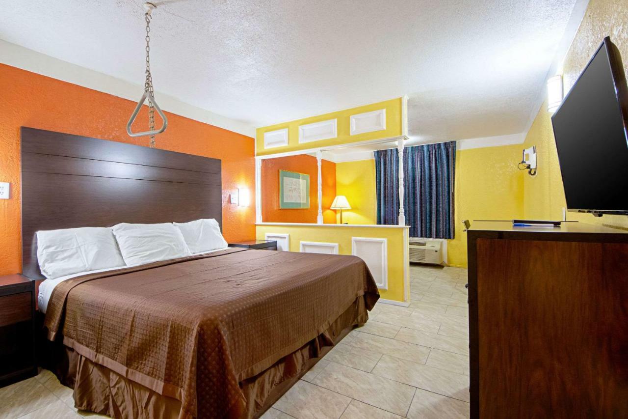 Economy Inn & Suites Denton Extérieur photo